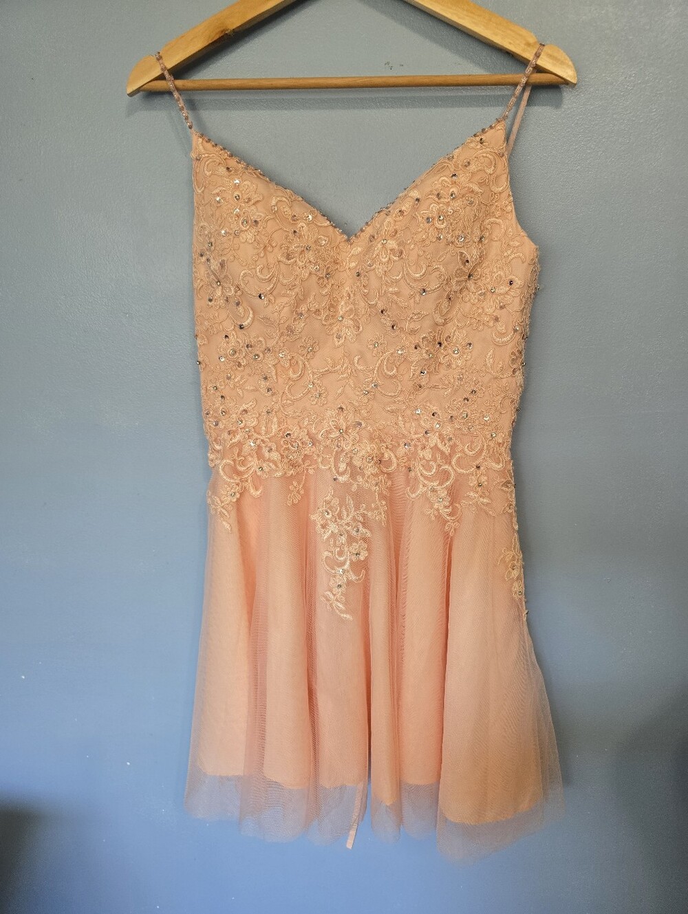 JJ's House Vanessa Pearl Pink A-line V-Neck Spaghetti US 4 *read
